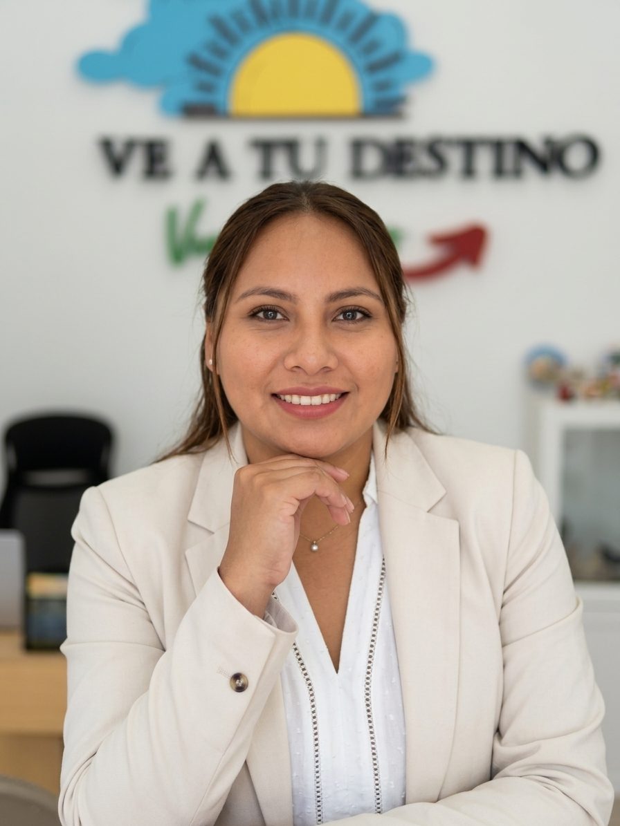 KATIA ROJAS